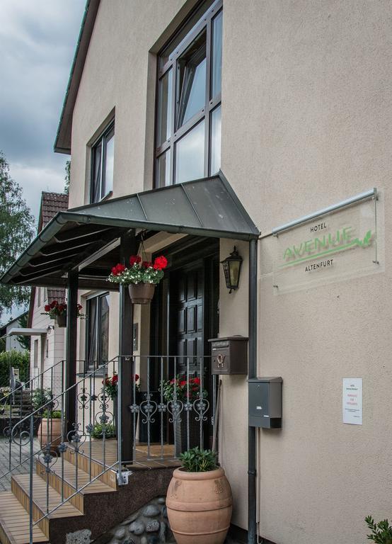 Hotel Avenue Altenfurt Núremberg Exterior foto