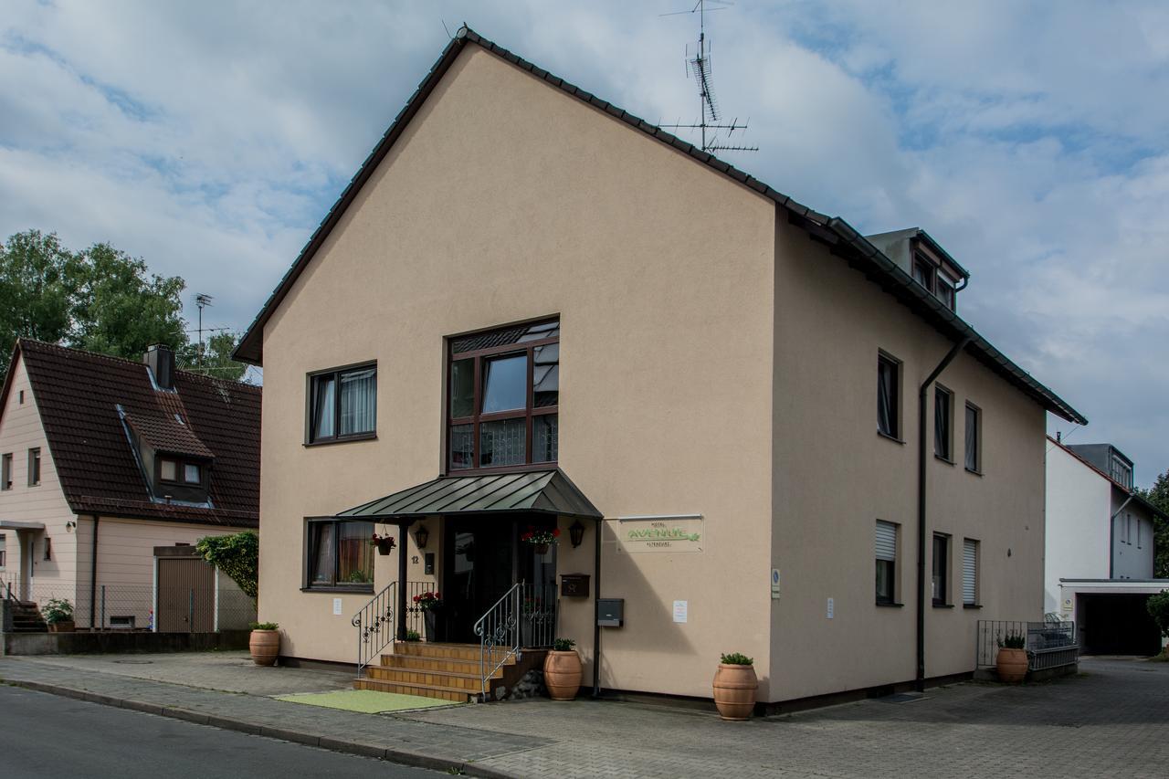 Hotel Avenue Altenfurt Núremberg Exterior foto